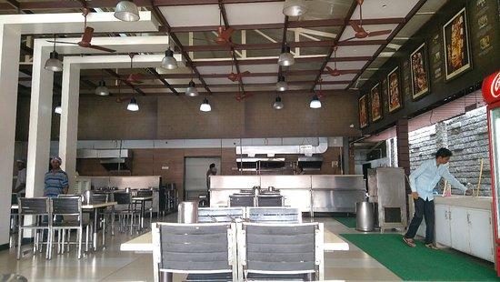 Sri Lakshmi Narayana Bhavan